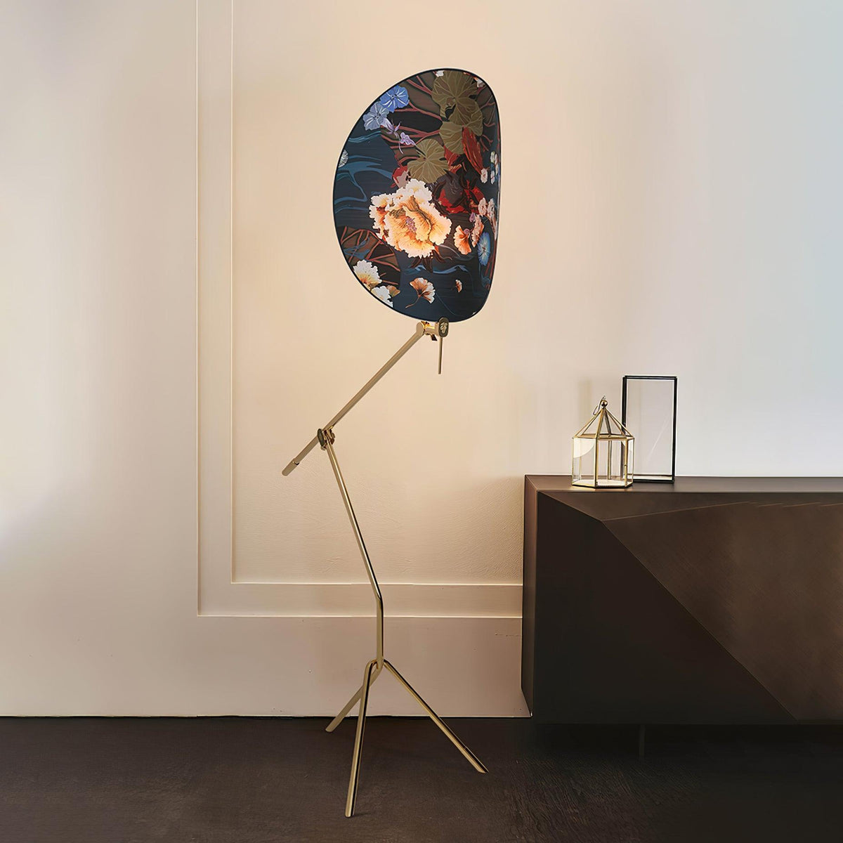 Unexin lampada da terra in ottone