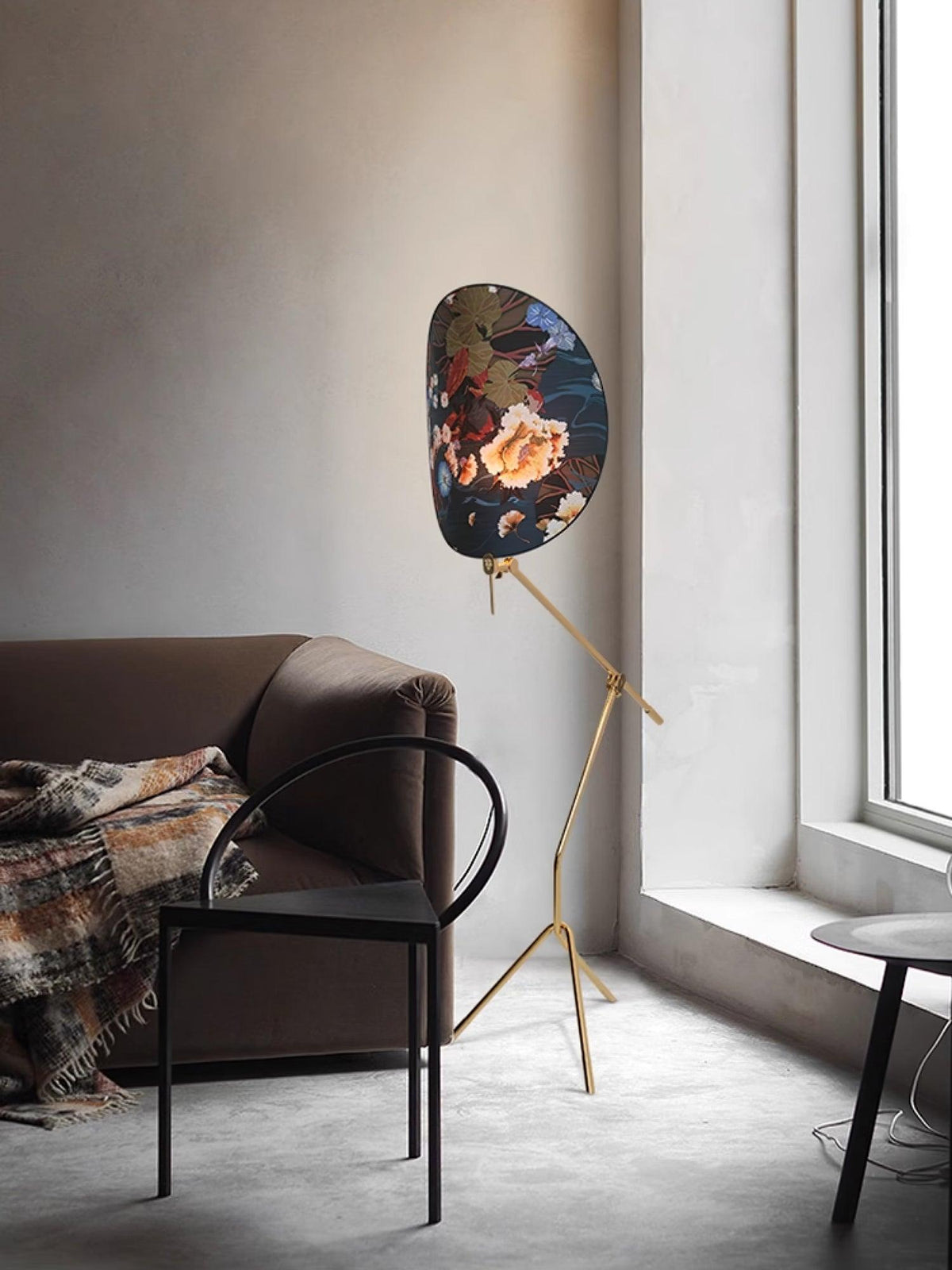 Unexin lampada da terra in ottone