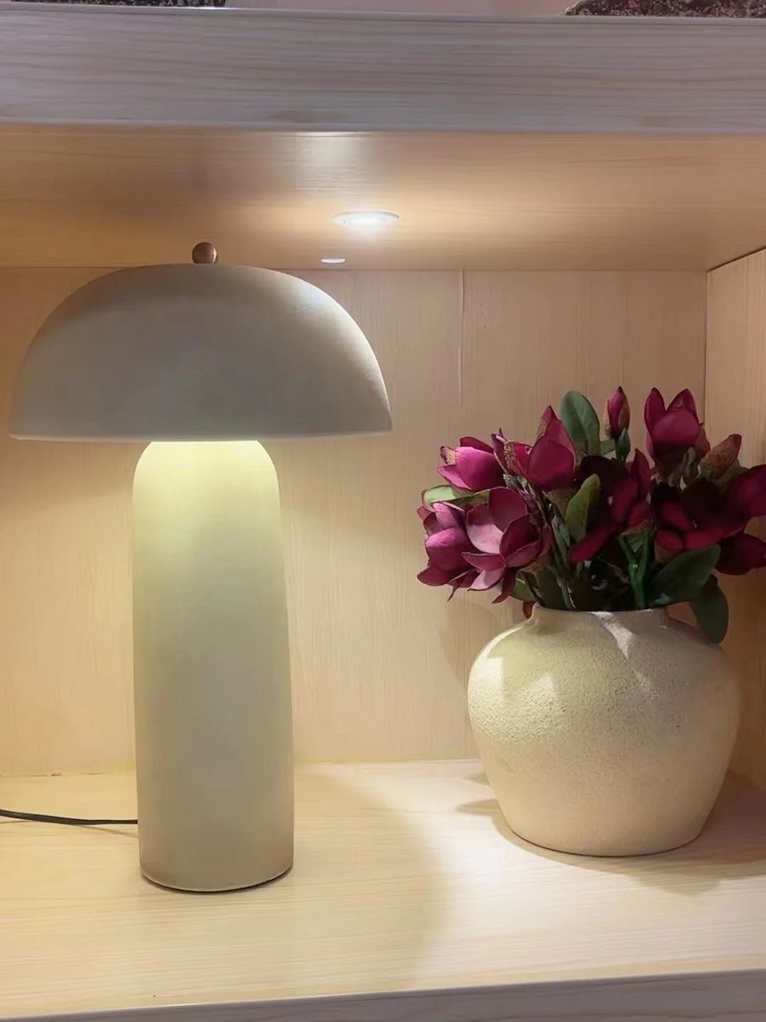 Brolen lampada da tavolo minimalista in Ceramica