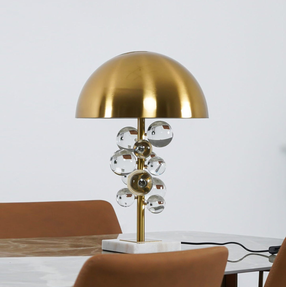 Petoeria lampada da tavolo in marmo moderno