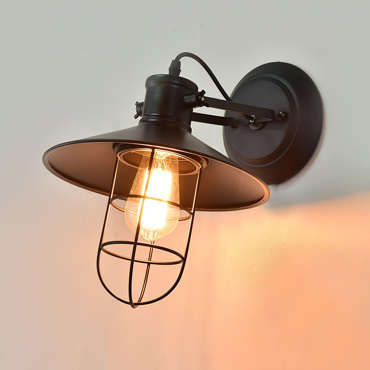 Eiraniella lampada da parete in vetro industriale Harbour