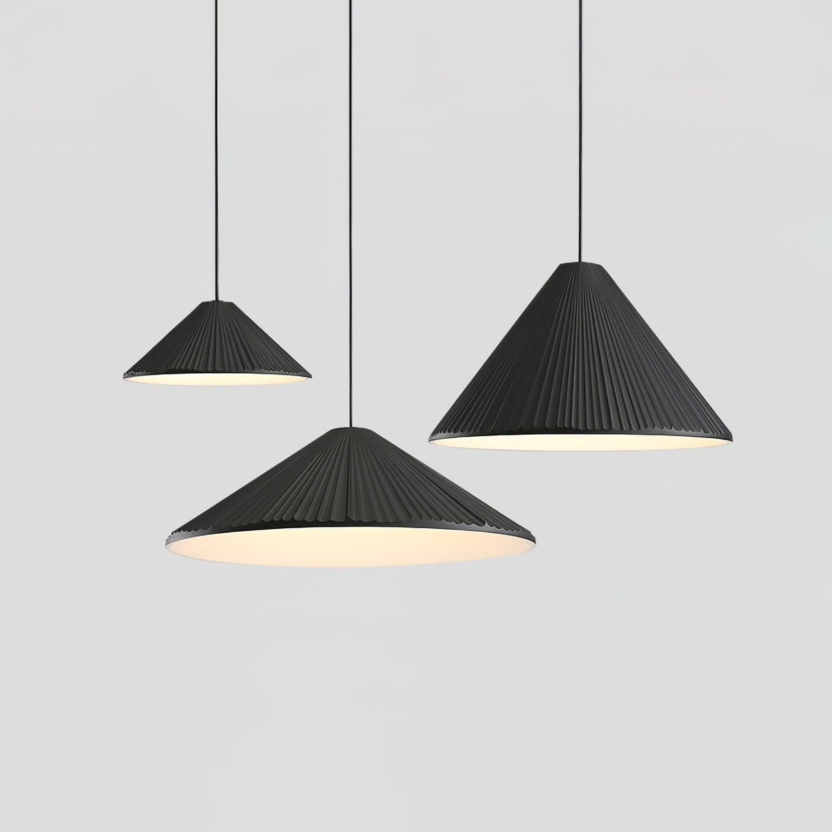 Cone Hat resina lampada a sospensione