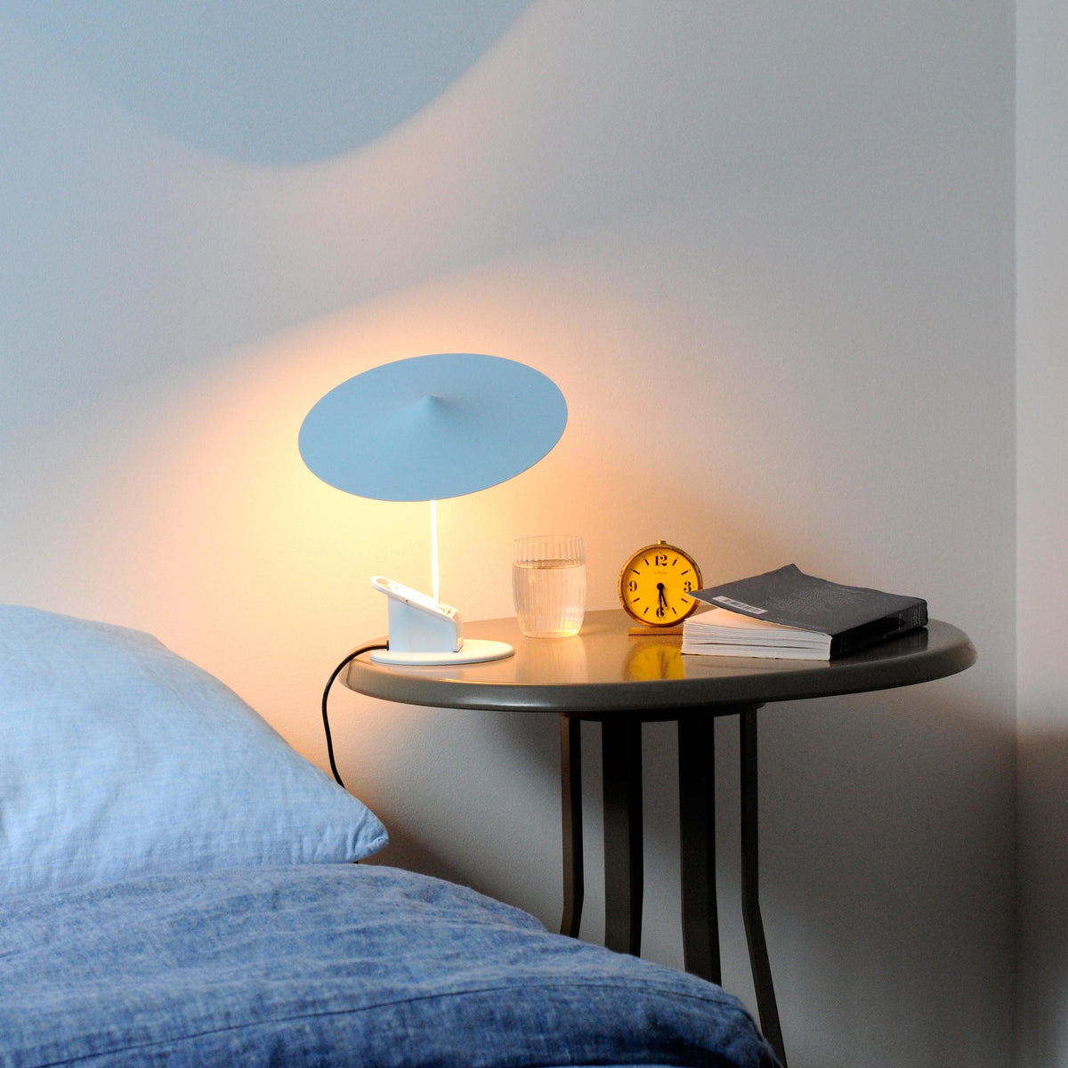 Lumoce lampada da tavolo futuristica