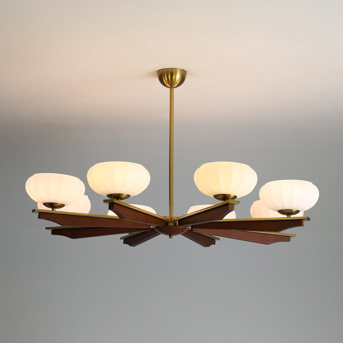 Uzoror lampadario Eleganza Tradizionale in legno vintage
