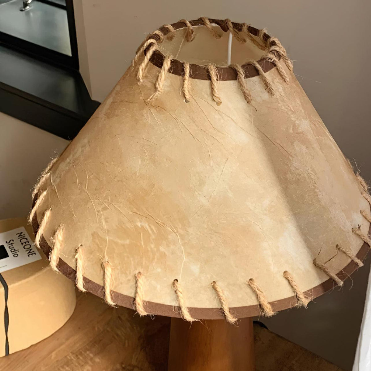 Ciroella lampada da tavolo
