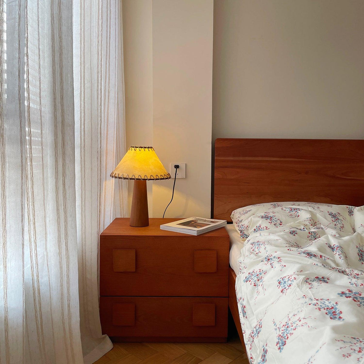 Ciroella lampada da tavolo