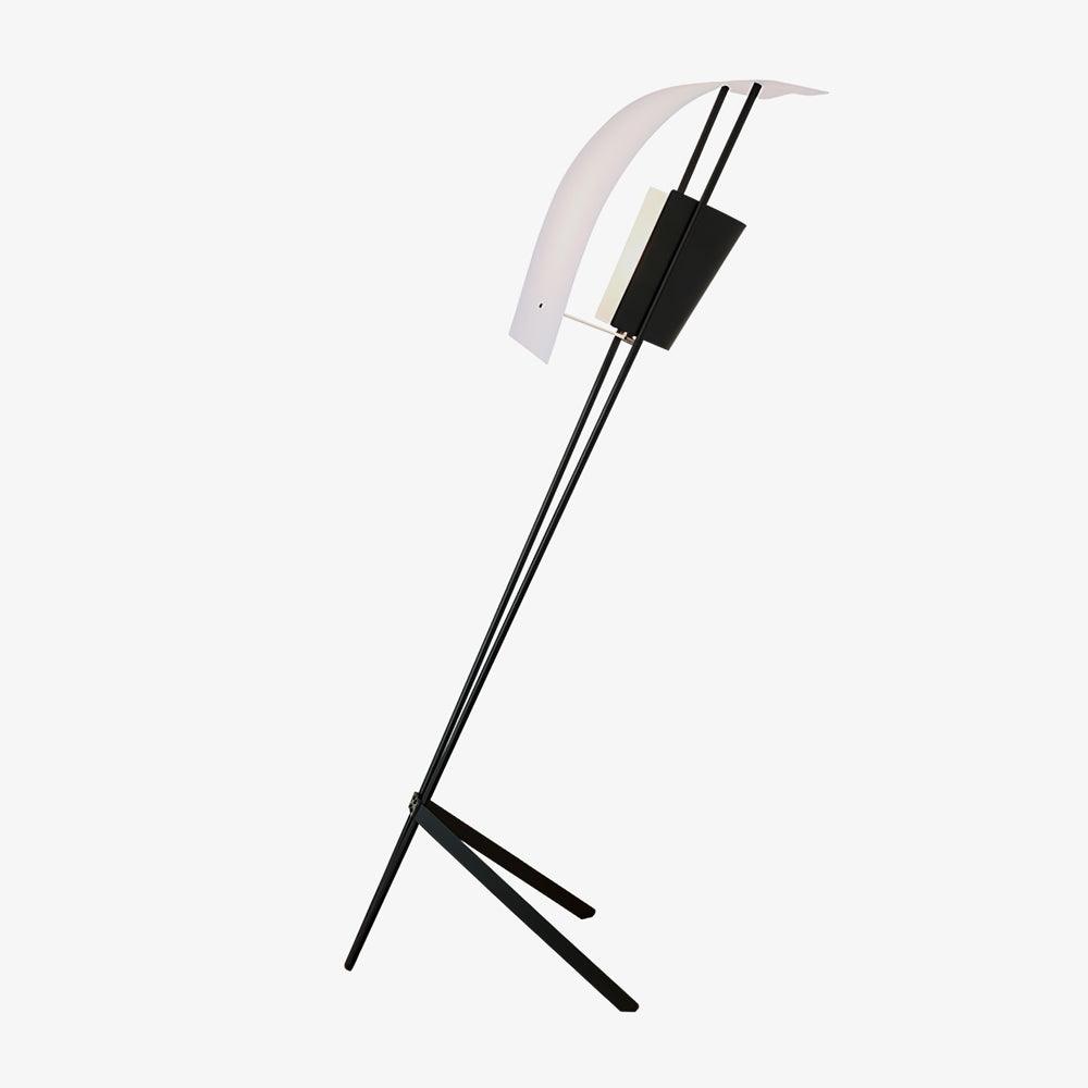Ulvynil lampada da terra minimalista