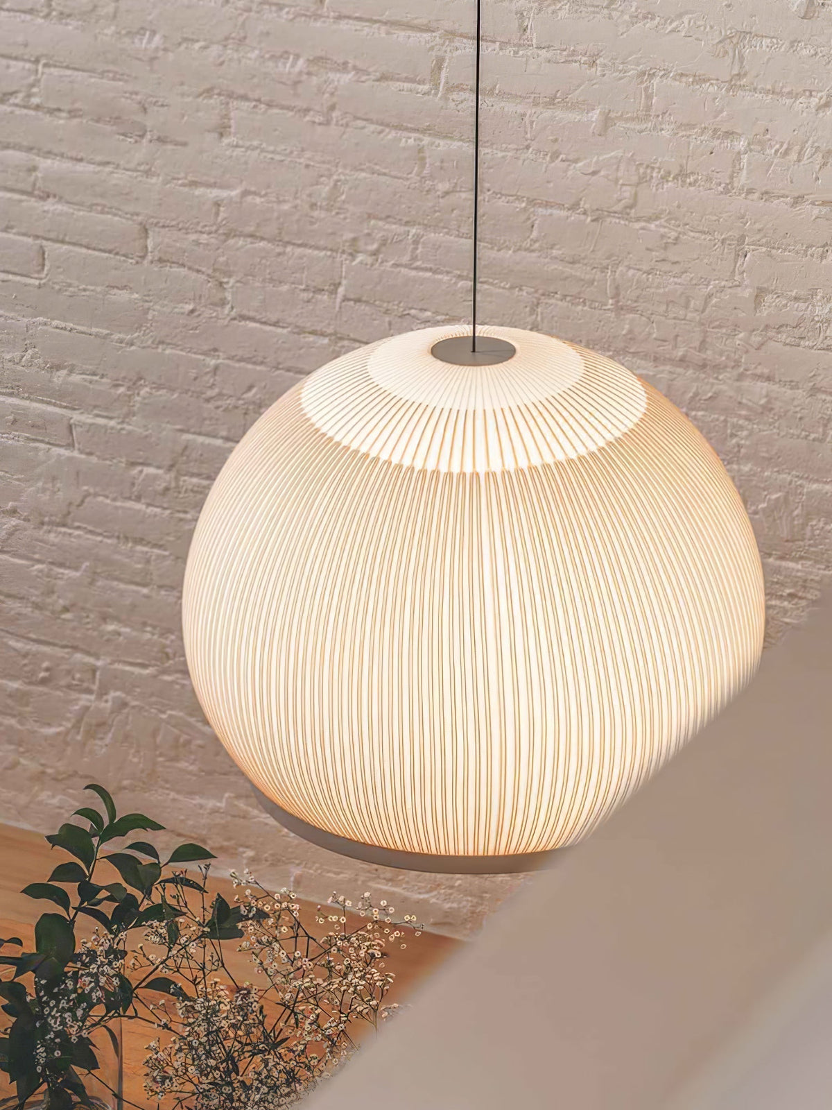 Lineiella lampada a sospensione in tessuto minimalista