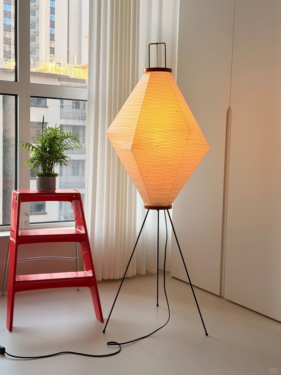 Cirelaine lampada da terra