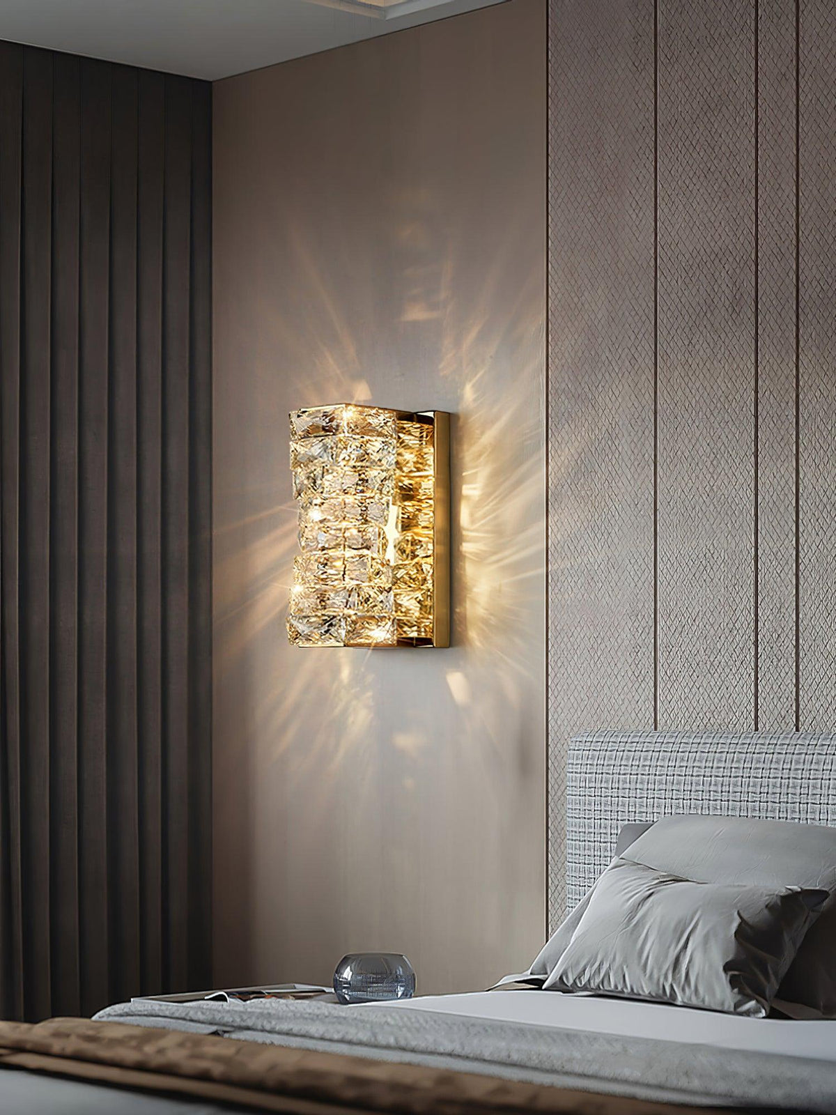 Ilvelia Applique Cristallo Postmoderno Lusso - Relic Pieces