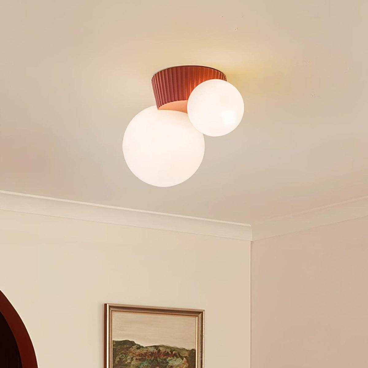 Tovae lampada da soffitto Playful Asymmetry con due globi in vetro smerigliato