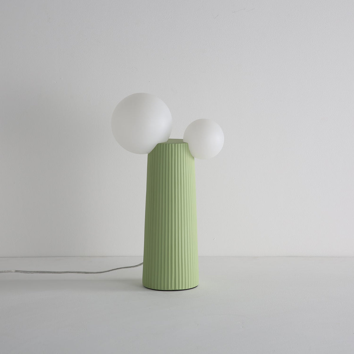 Zenithre lampada da tavolo in resina e plastica