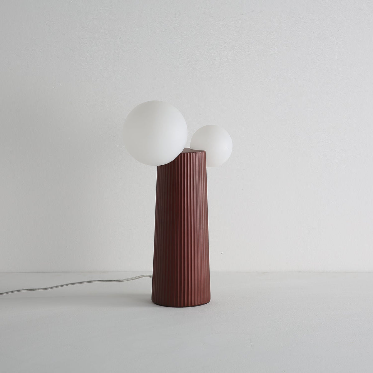 Zenithre lampada da tavolo in resina e plastica