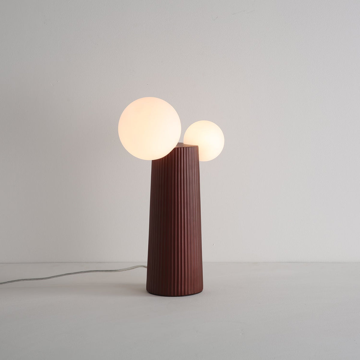 Zenithre lampada da tavolo in resina e plastica