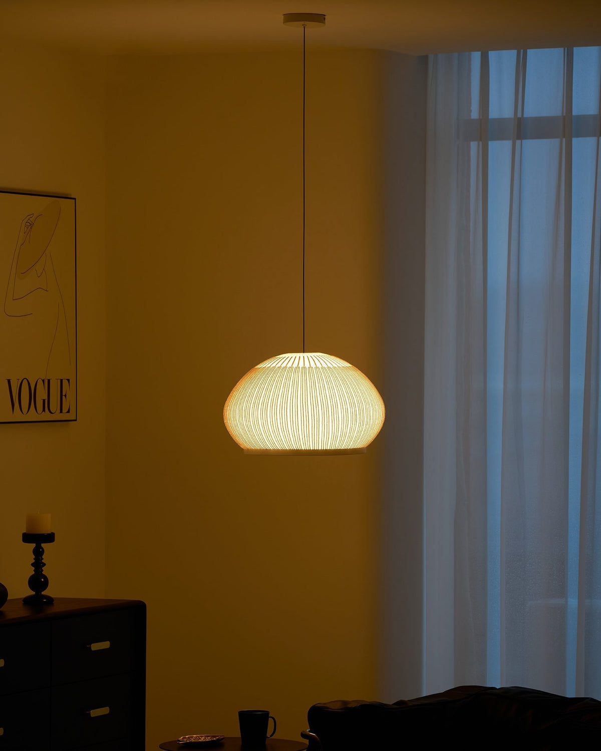 Lineiella lampada a sospensione in tessuto minimalista