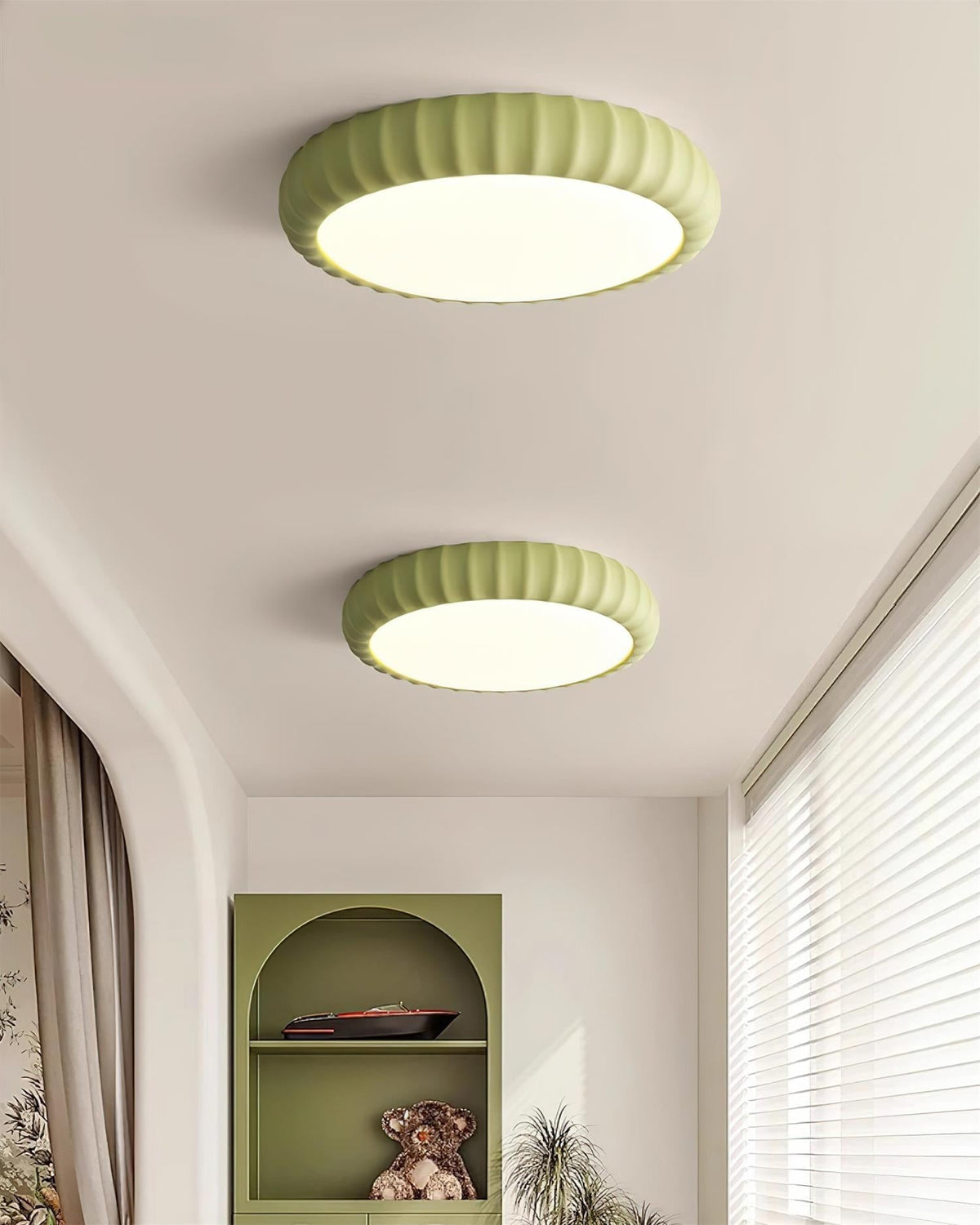 Lampada da soffitto in resina verde minimalista moderna