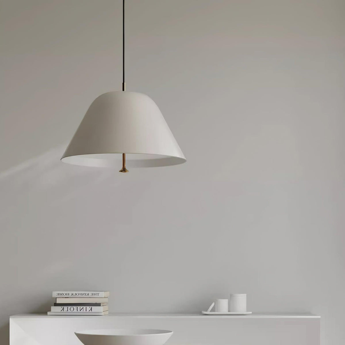 Lampada a sospensione moderna in metallo, paralume verde e bianco minimalista