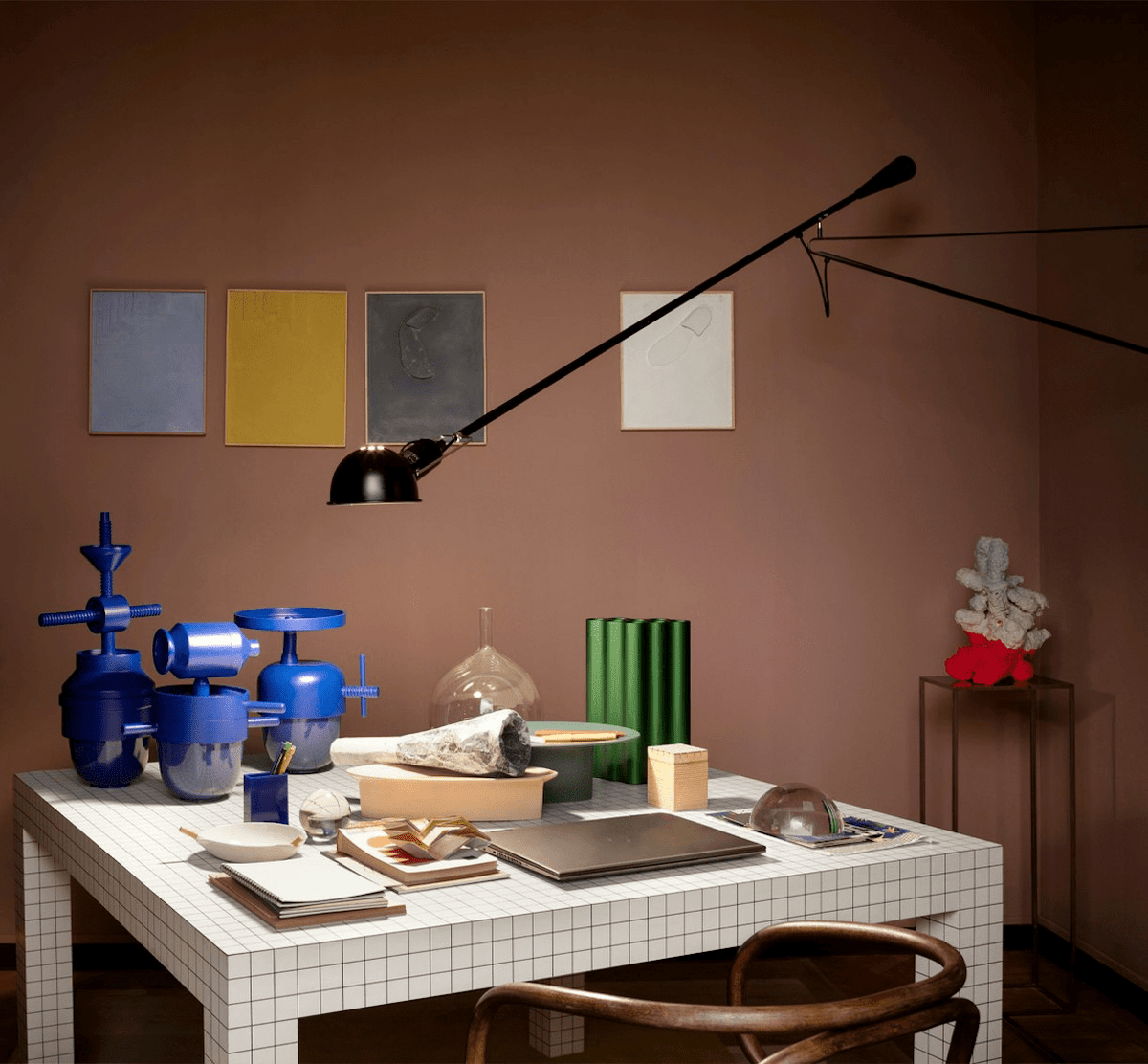 Vellaro lampada da parete con Braccio Oscillante Lungo