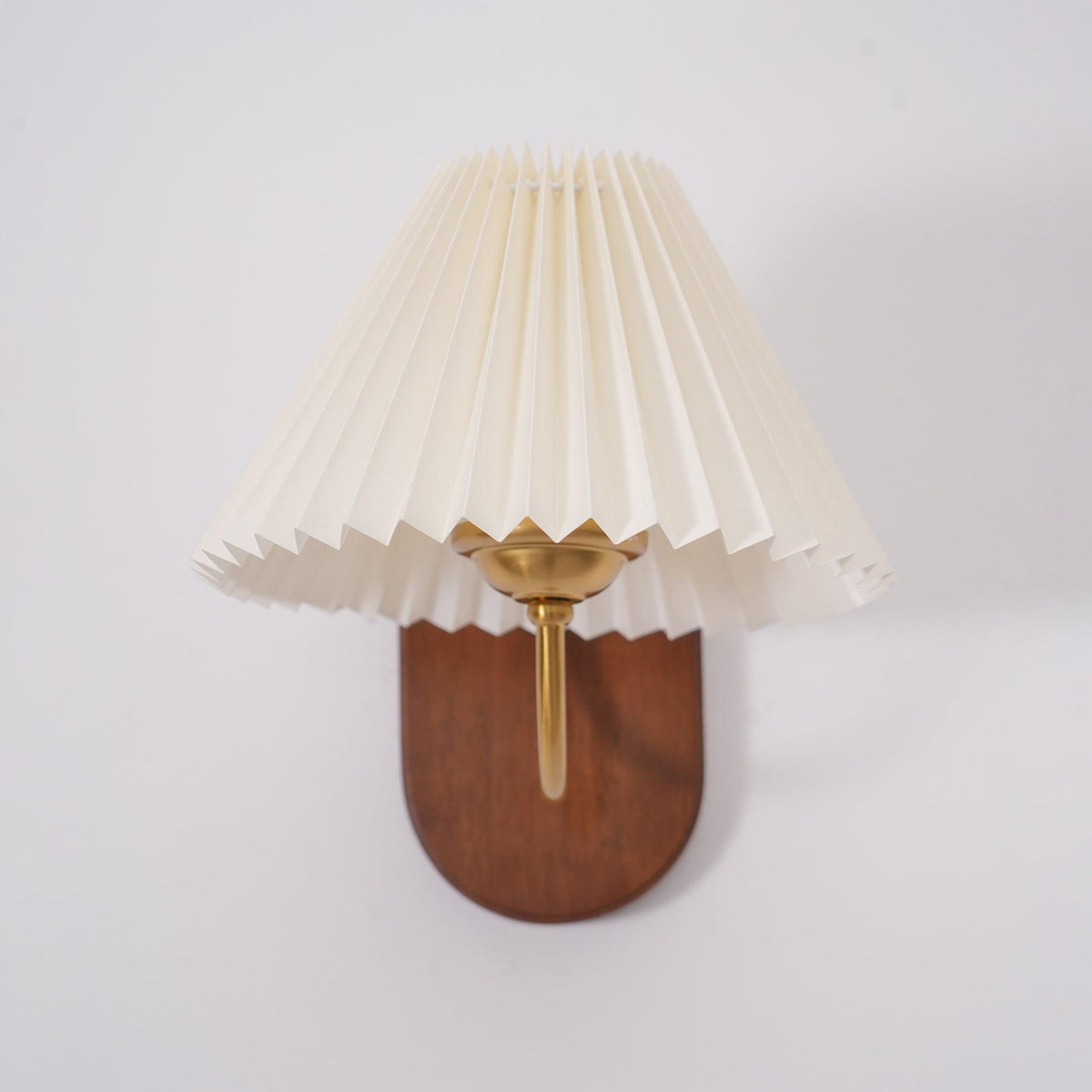 Teriiraine lampada da parete vintage con Paralume Pleatato