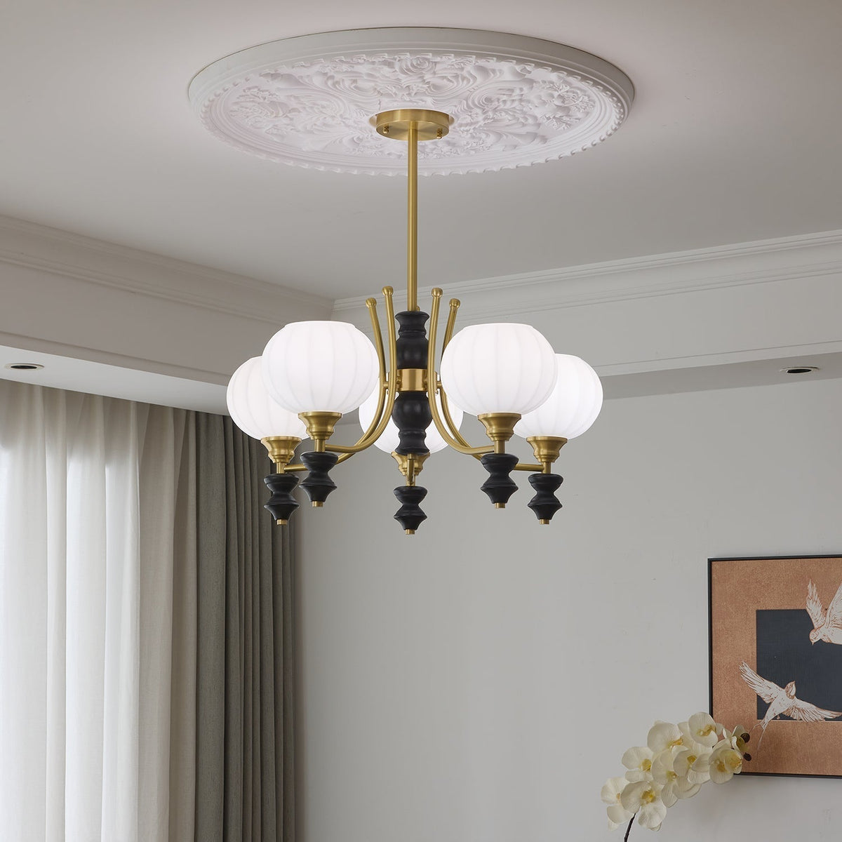 Zavenen lampadario Eleganza vintage in legno e ottone