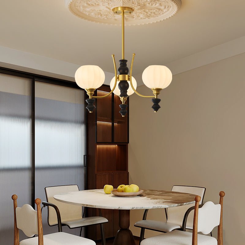 Zavenen lampadario Eleganza vintage in legno e ottone