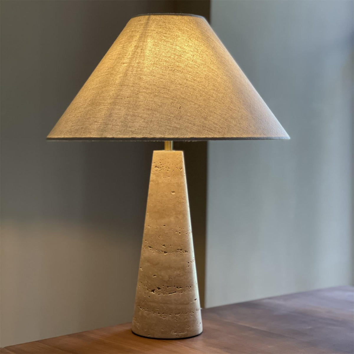 Corea lampada da tavolo