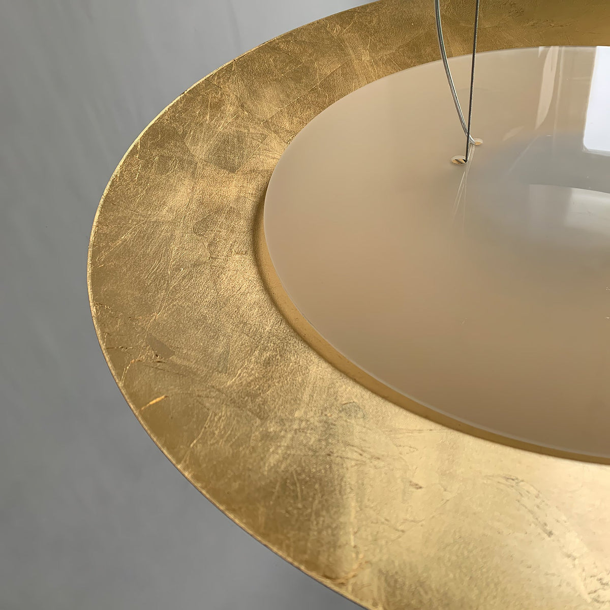 Phelion lampada a sospensione con foglia d'oro stratificata