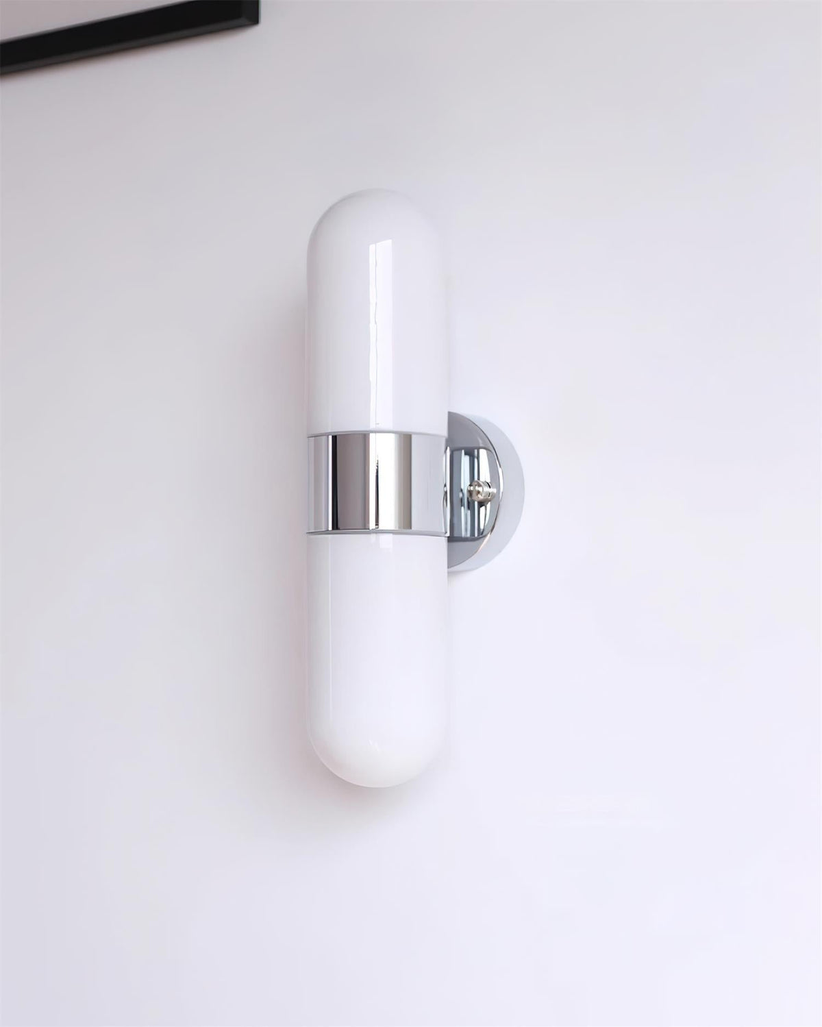Lampada da parete in metallo e vetro, stile moderno minimalista verticale per camera da letto