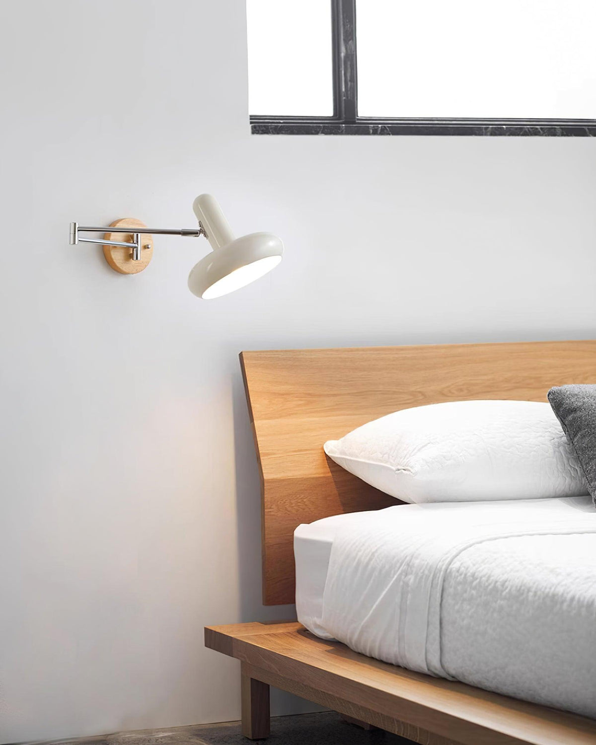 Lampada da parete a braccio girevole con paralume arrotondato e catena di estrazione, stile moderno retrò