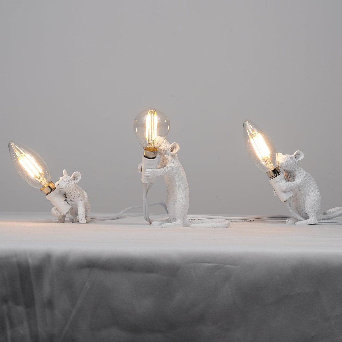 Kalinix lampada da tavolo in resina con Design Whimsical