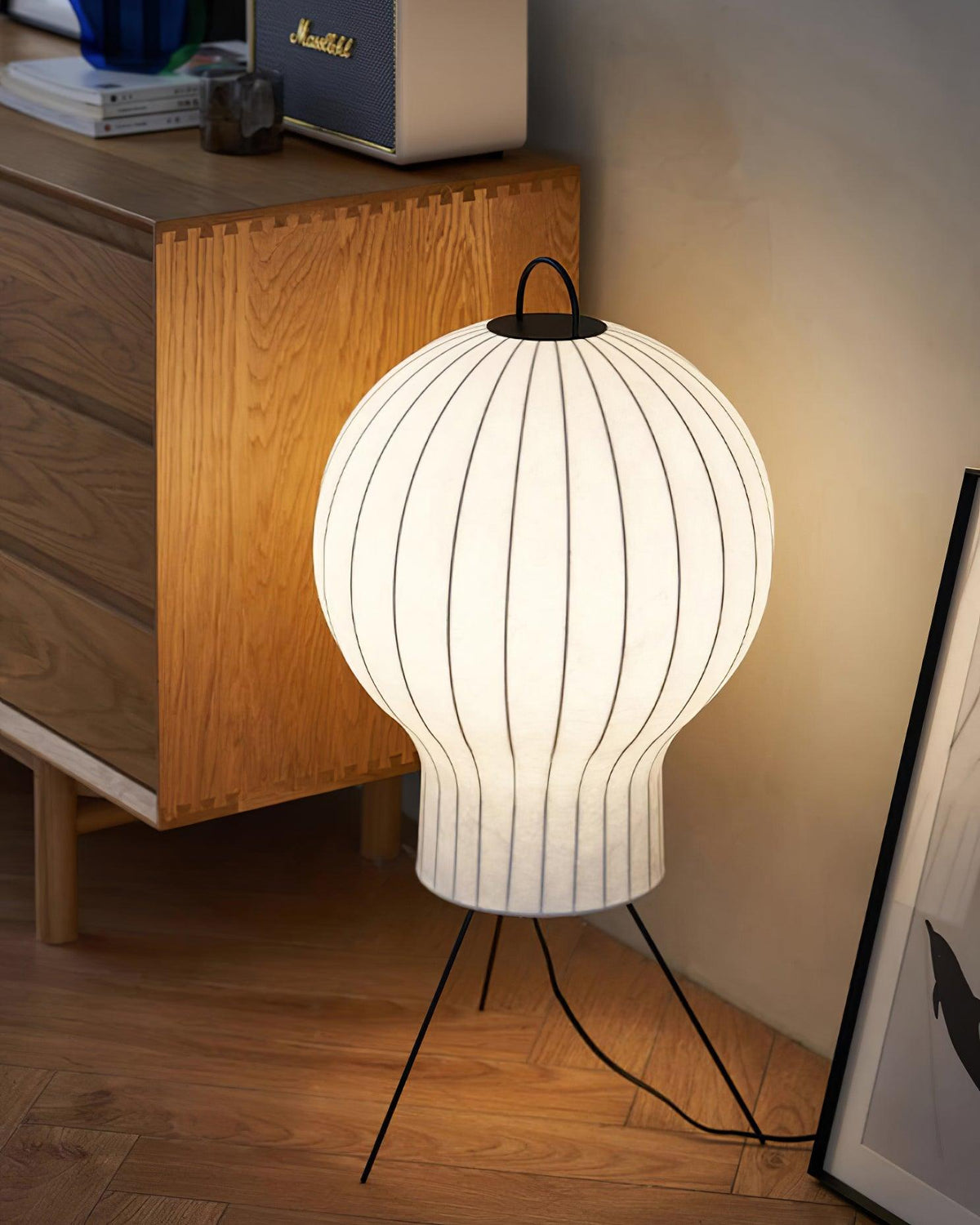 Balloon lampada da terra minimalista in Seta a globo