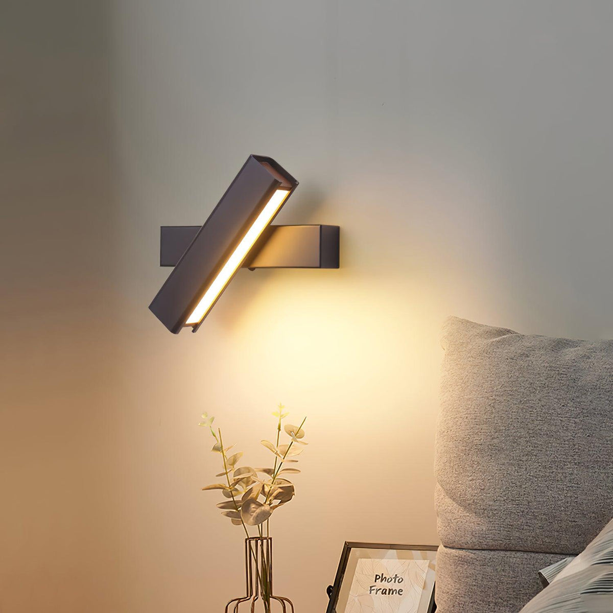 Lampada da parete regolabile in alluminio per camera da letto e soggiorno