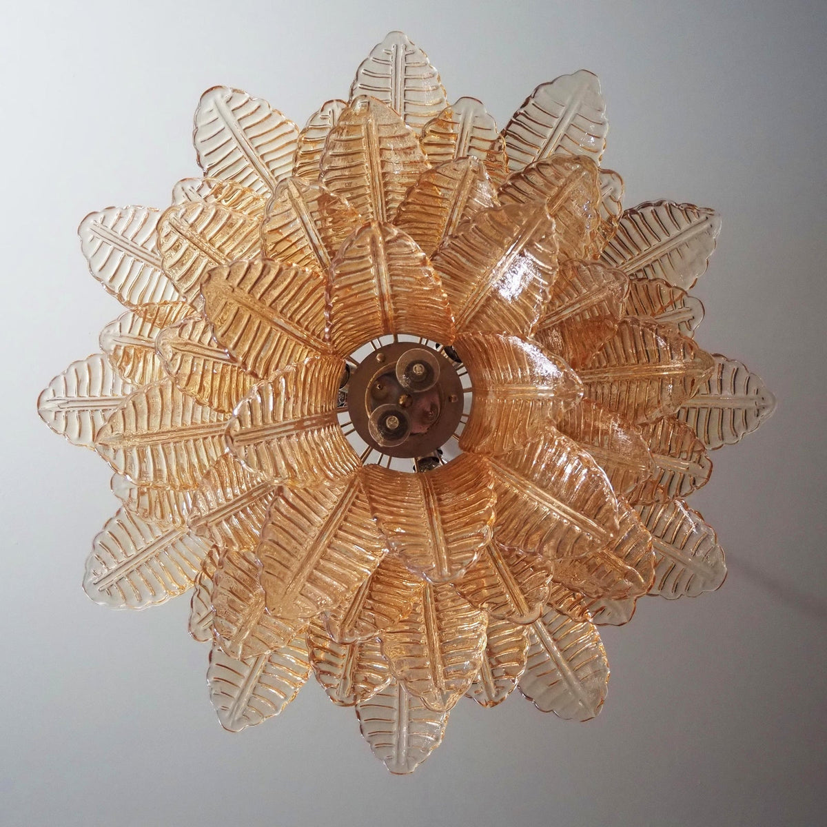 Lioreelle lampadario Foglie in vetro Ambrato Stratificato Eleganza Veneziana