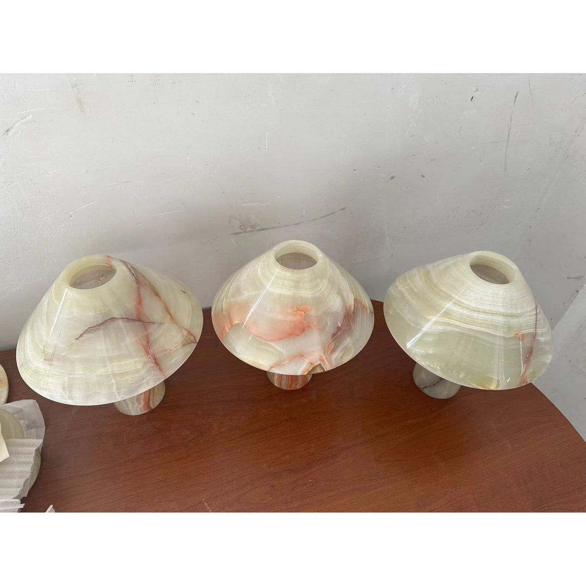 Pillar lampada da tavolo in pietra Onyx ciano