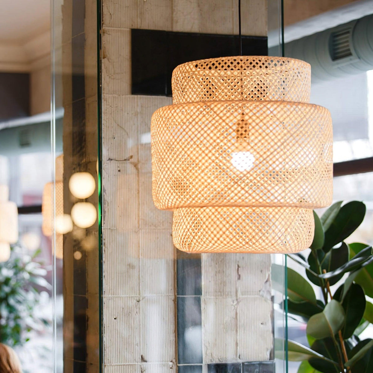 Lampada a sospensione Bambù naturale intrecciato, design a due strati