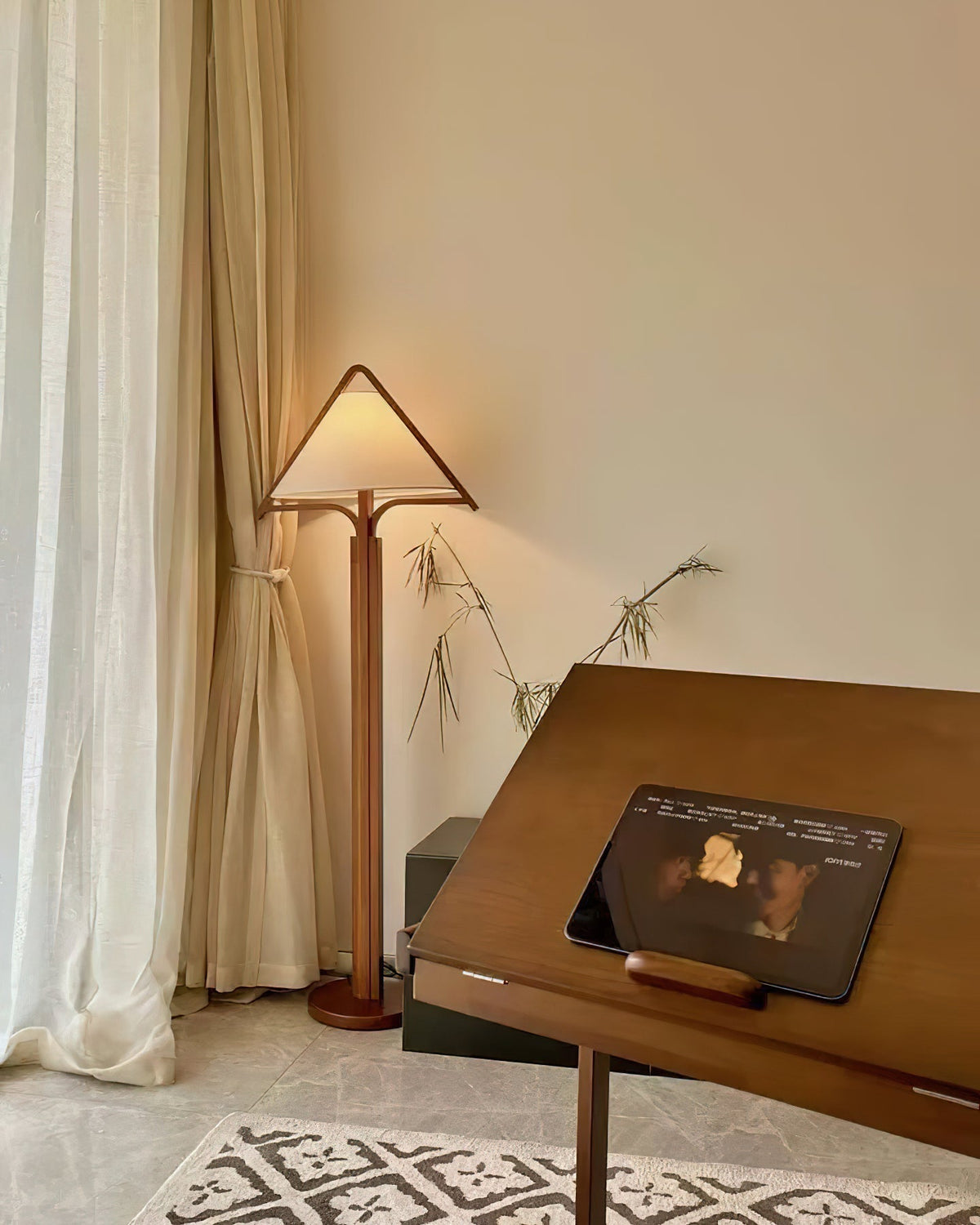 Tent lampada da terra