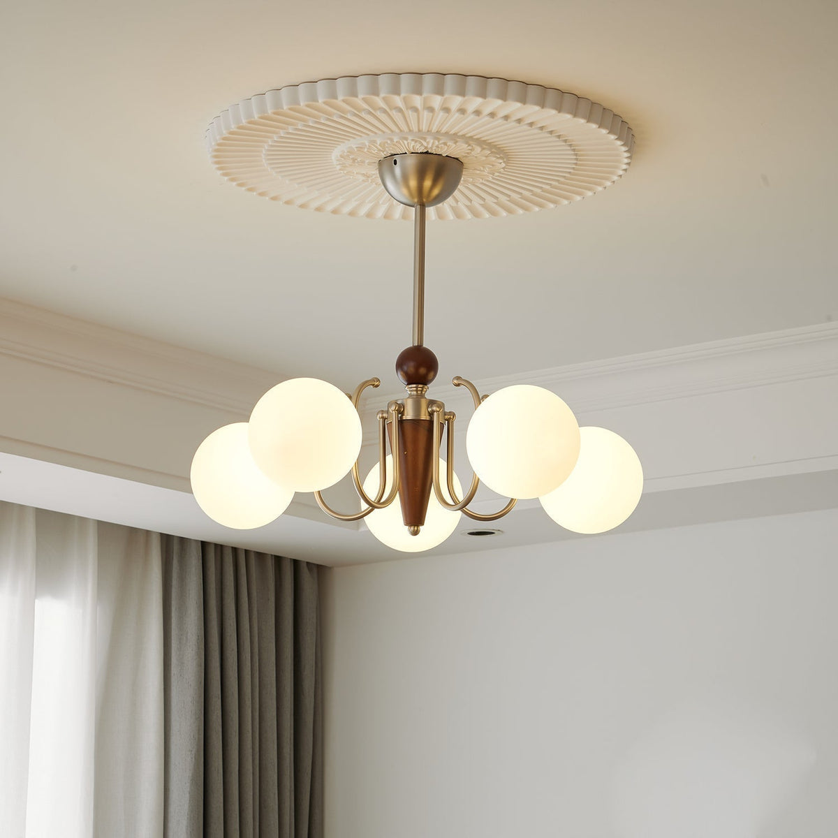 Orvynia Elegance Classic Grove lampadario in legno e vetro