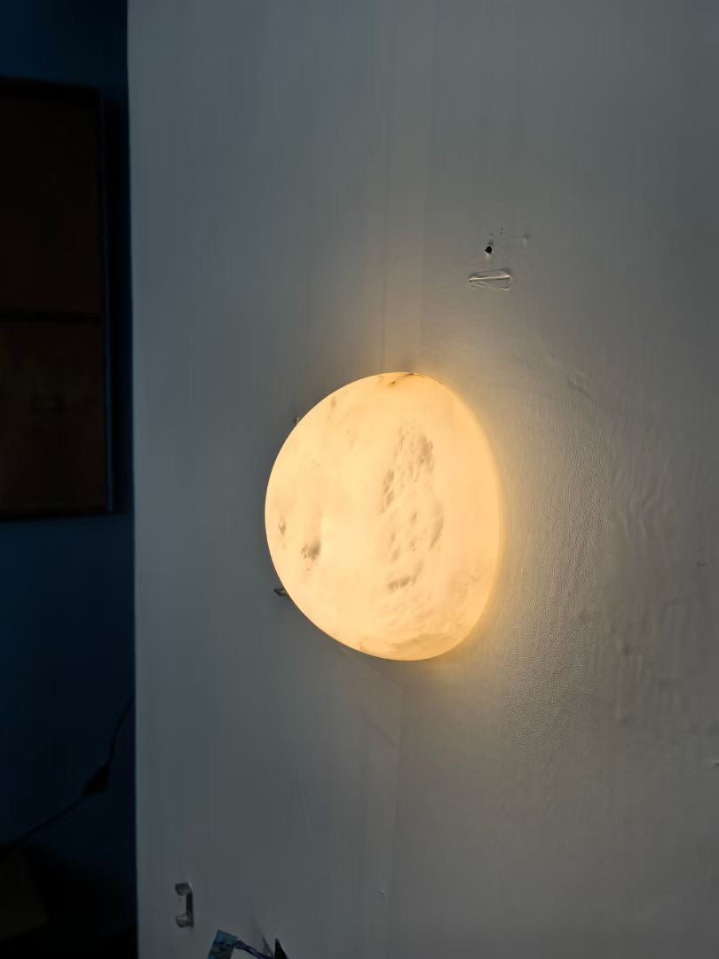 Nyraean lampada da parete in alabastro