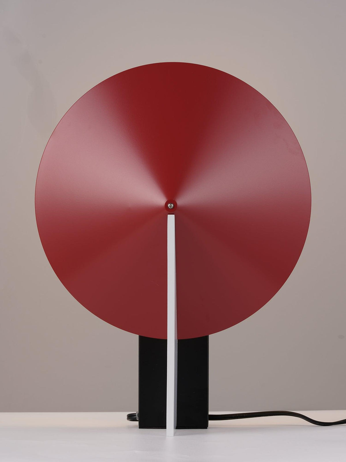 Cis lampada da tavolo minimalista