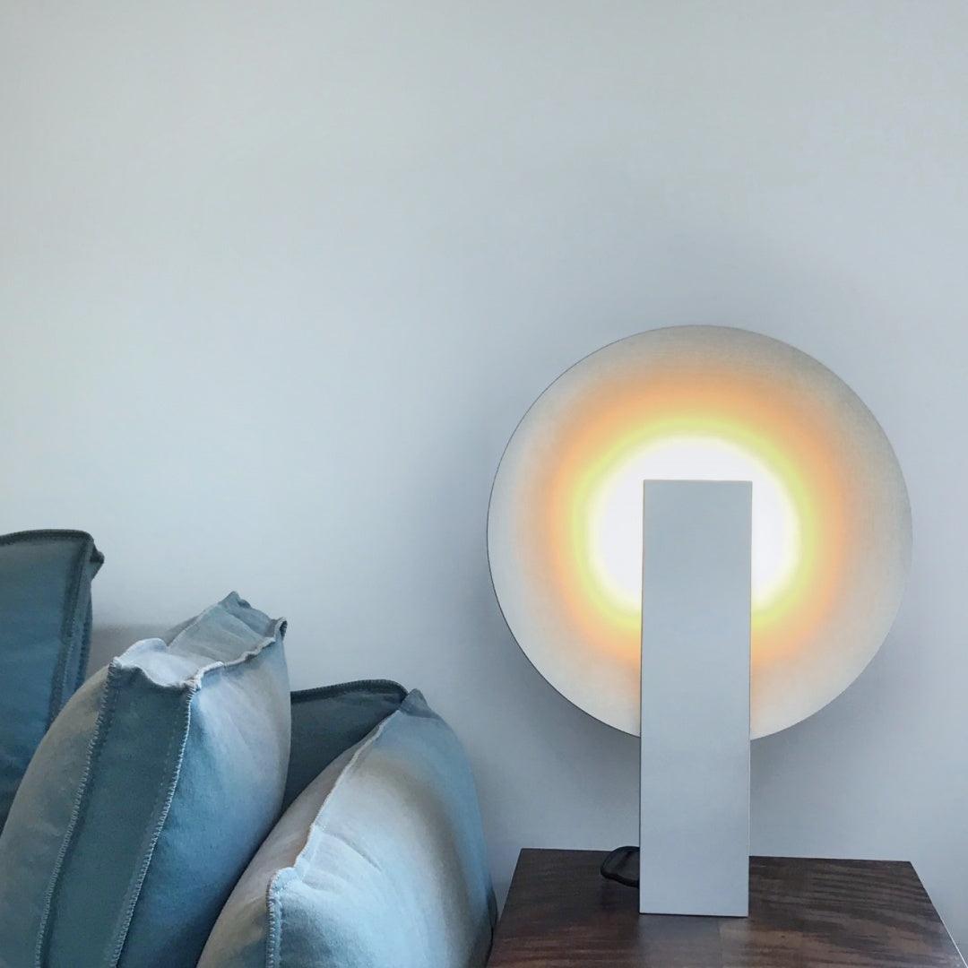 Cis lampada da tavolo minimalista
