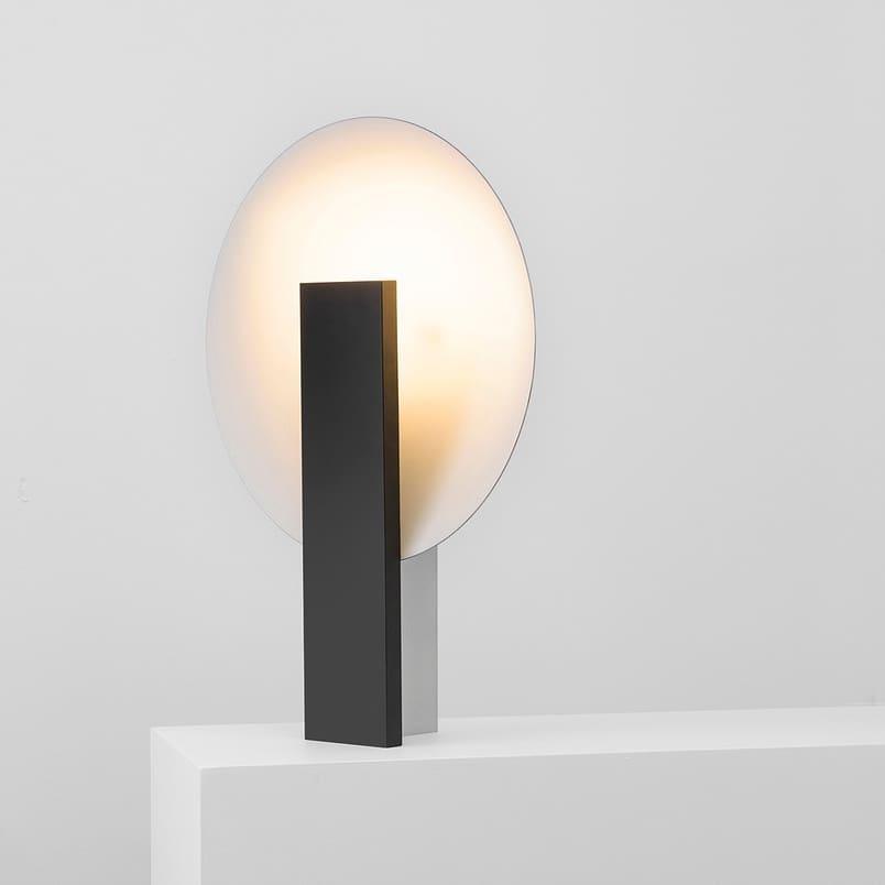 Cis lampada da tavolo minimalista