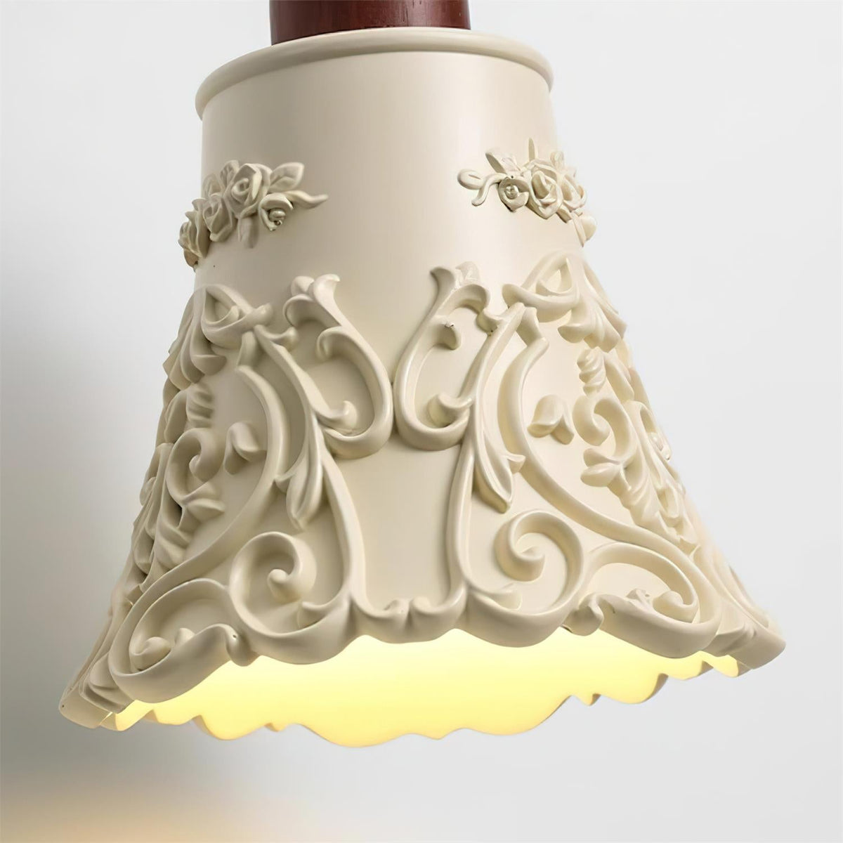 Avenalira applique