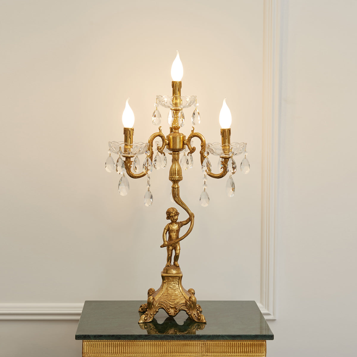 Cupid lampada da tavolo