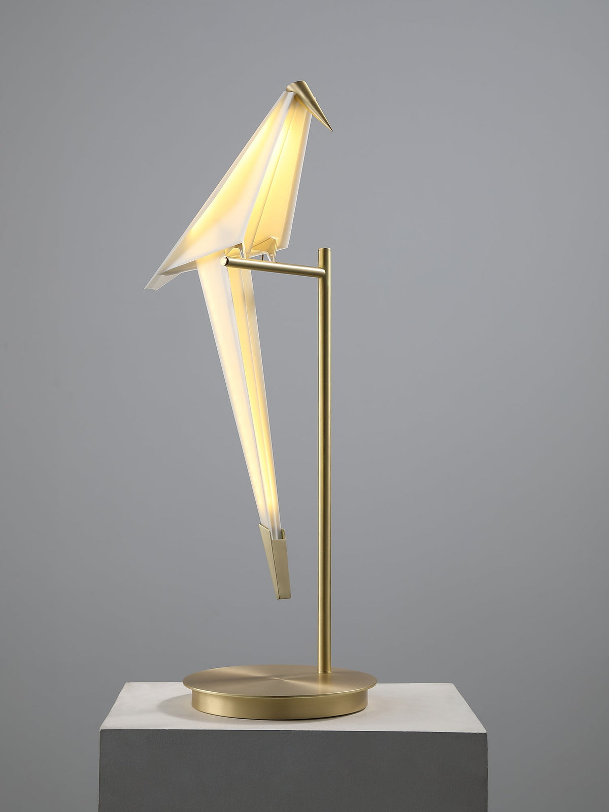 Kaelora lampada da tavolo contemporanea