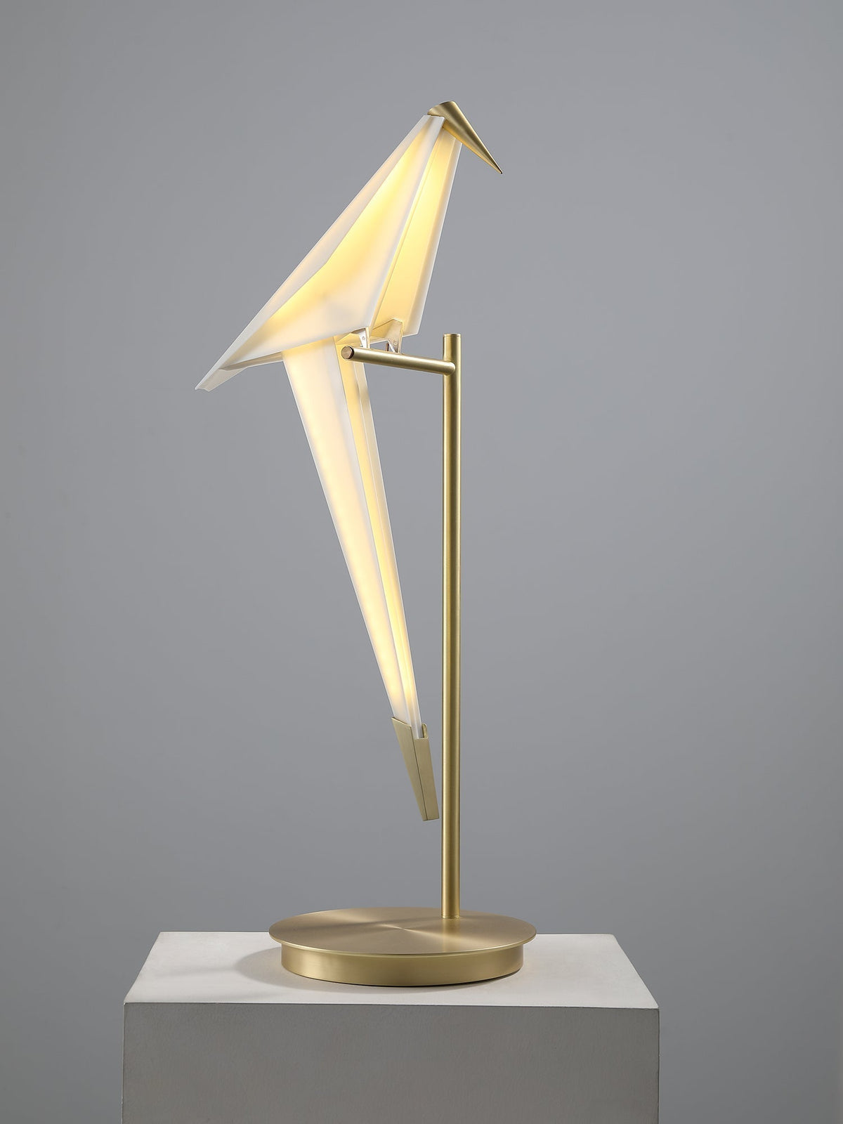 Kaelora lampada da tavolo contemporanea