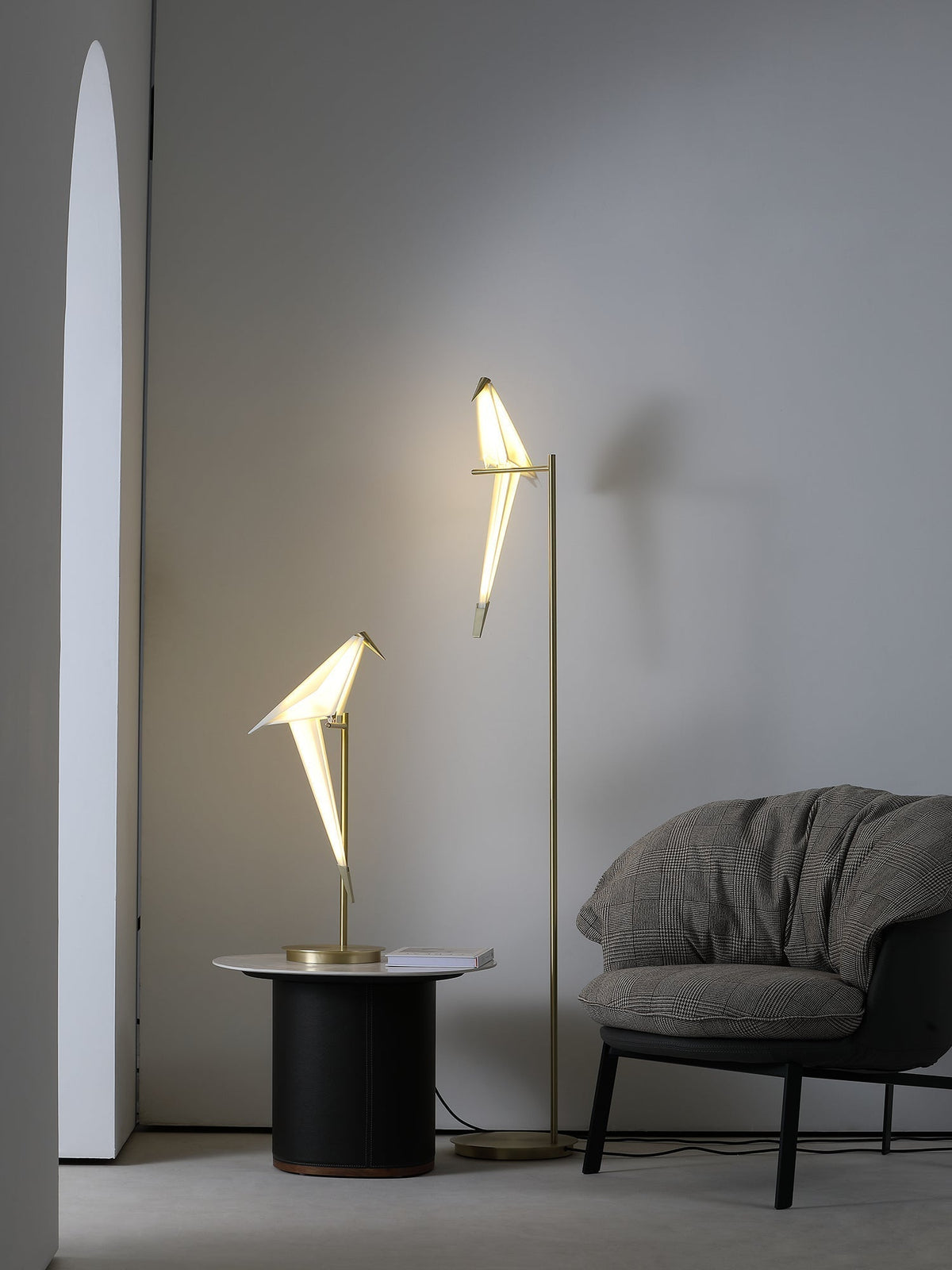 Kaelora lampada da tavolo contemporanea