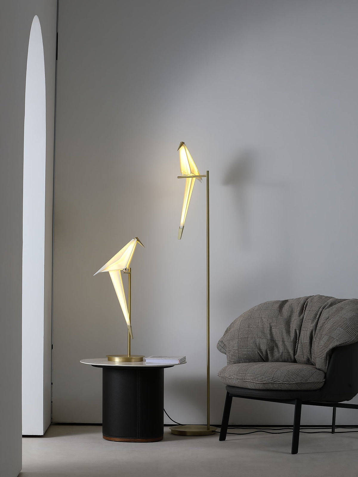 Kaelora lampada da tavolo contemporanea