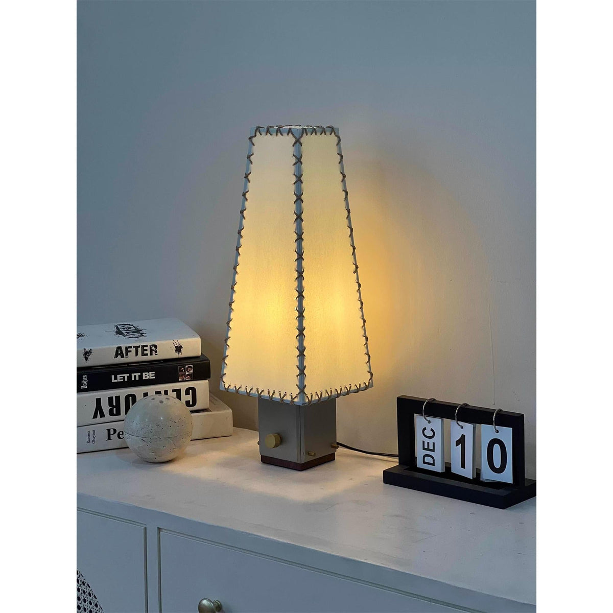 Stitcher lampada da tavolo