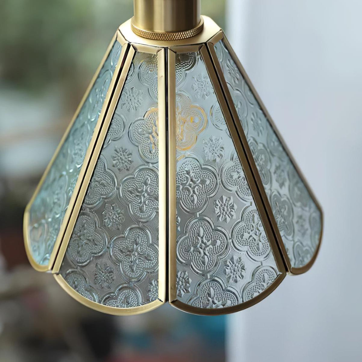Arvane lampada a sospensione elegante in ottone e vetro