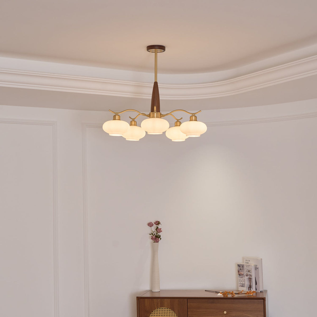 Cavien lampadario in ottone e Noce